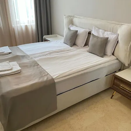 Private Garden Of Eden Apartment Sveti Vlas